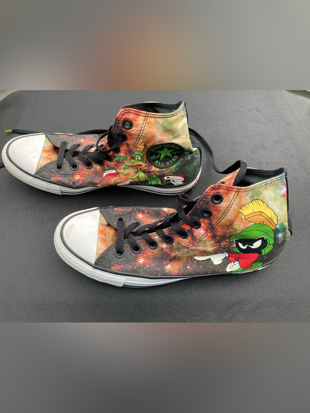 Converse Chuck Taylor All Star Looney Tunes "Marvin the Martian" High-Tops - Picture 11 of 14